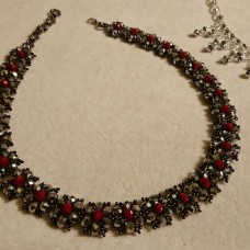 Kırmızı Kristal Gonca Kolye