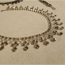 Gümüş Kristal Nisan Kolye 